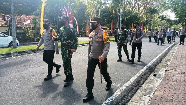 Apel Gelar Pasukan, Kapolda Bali Dan Pangdam IX/Udayana Ajak Masyarakat ...