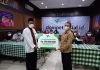DSM Serahkan Dana 100 Juta Dukung Program Masjid Sadar