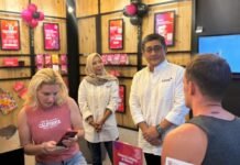 Rayakan Harpelnas 2025, Indosat Ooredoo Hutchison Perkuat Kedekatan dengan Pelanggan Bali-Nusra