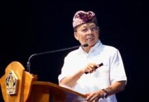 Pungutan Terhadap Turis di Bali Terus Digenjot, Koster Minta Jangan Cuek Pariwisata Berkelanjutan