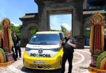 Konsen Pelestarian Lingkungan Hidup dengan Filosofi Tri Hita Karana Bikin Petualangan asal Jerman Kunjungi Kura Kura Bali