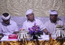 Hadiri Pujawali Pura Luhur Pucak Padang Dawa Tabanan, Gubernur Koster Mohon Keselamatan, Keharmonisan, Kesejahteraan Warga Bali dan Alam Semesta