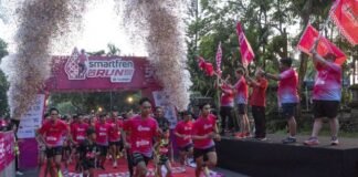 Gubernur Koster Resmikan Layanan Smartfren 5G di Bali, Dorong Digitalisasi Pariwisata dan UMKM