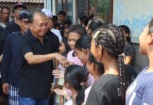 Tinjau Korban Banjir, Gubernur Koster Salurkan Rp 1,26 M untuk Perbaikan Rumah, Santunan Korban Meninggal, dan Pemulihan Jaringan Air Bersih