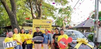 IM3 Serahkan Mobil Listrik BYD M6 ke Pelanggan di Bali, Bukti Apresiasi Loyalitas Pengguna