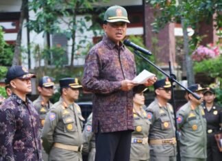 Tegakkan Perda, Sekda Dewa Indra Minta Satpol PP Kedepankan Pendekatan Humanis