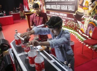 Antusiasme Generasi Muda Bali Ikut Lomba Mixologi Arak Bali Tinggi