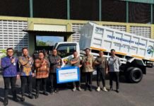 BRI Serahkan Bantuan 1 Unit Dump Truck kepada Kodam IX/Udayana untuk Dukung Pengelolaan Sampah di Bali