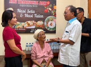 Gubernur Koster Ajak Masyarakat Tebar Kepedulian melalui Gerakan Berbagi
