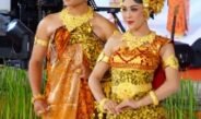 Dekranasda Fashion Road Show di Buleleng, Putri Koster Dorong UMKM dan Desainer Lokal “Keluar dari Tempurung”
