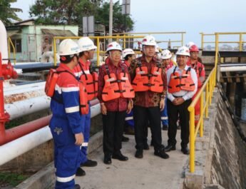 Percepat Distribusi BBM, Gubernur Koster Terapkan WFH Tiga Hari, Dorong Operasional Depo dan SPBU 24 Jam